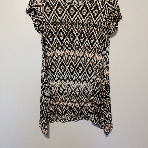 Top - Picture 2 of 2